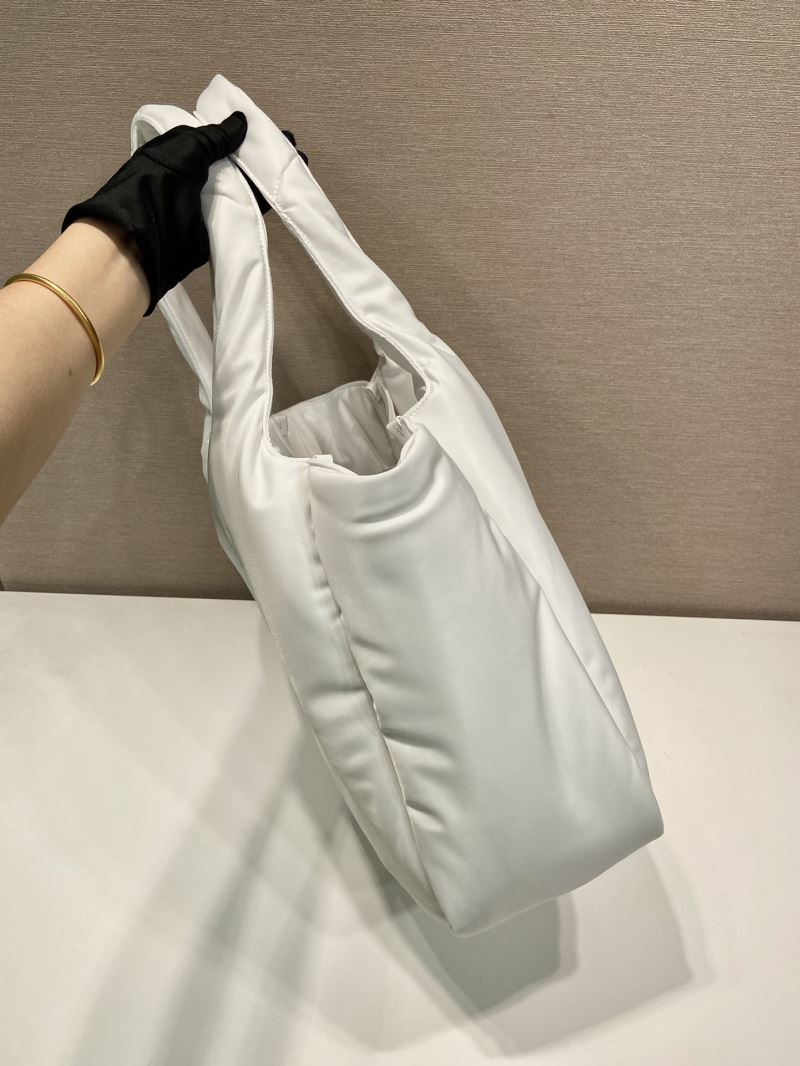 Pra*a tote bags